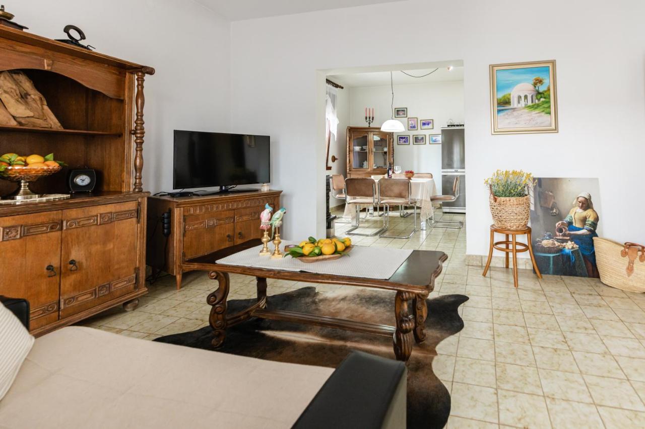 Apartment Lauma Zara Esterno foto